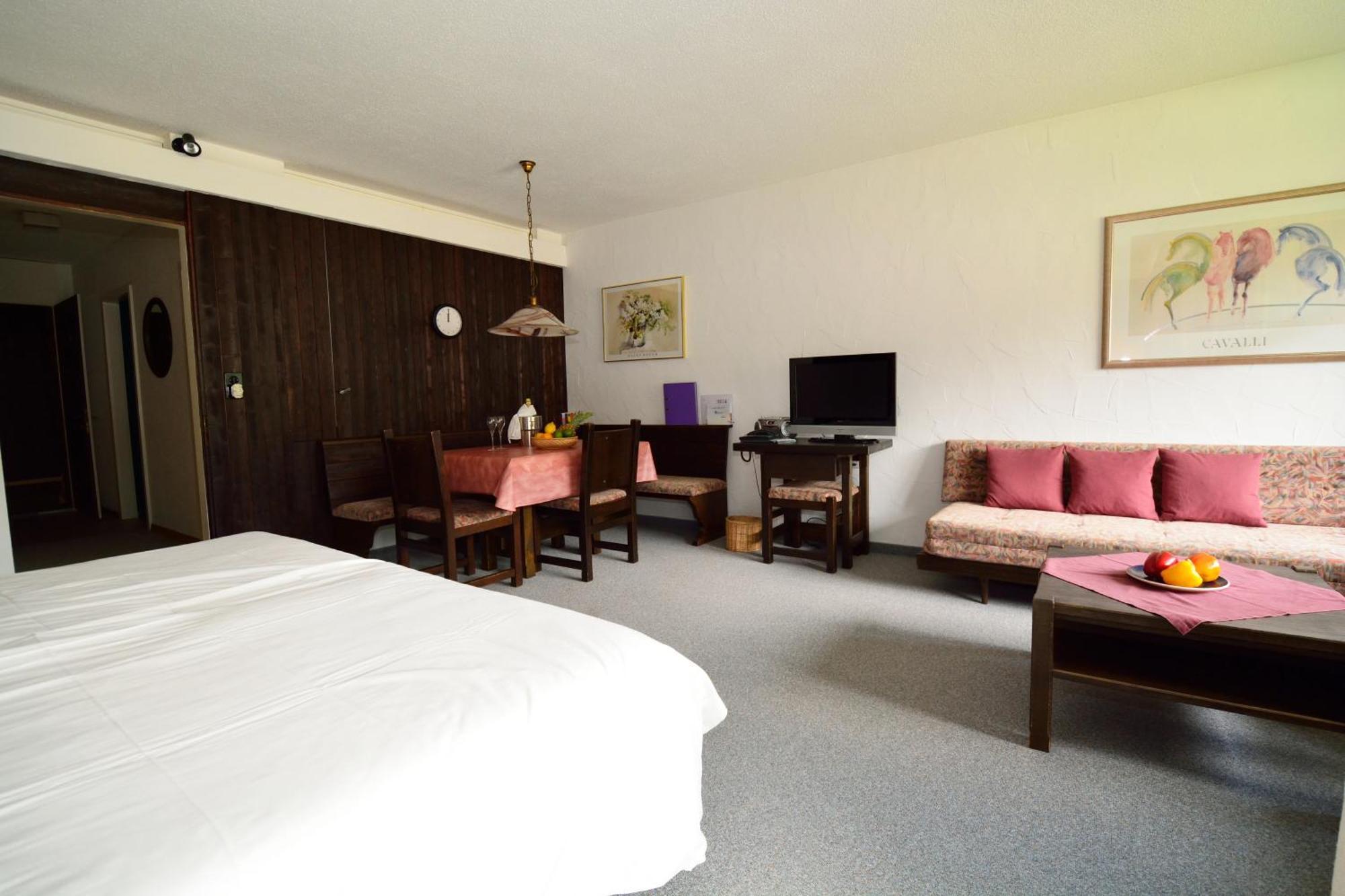 Ferienwohnungen Chesa Clois 24 Lenzerheide Room photo